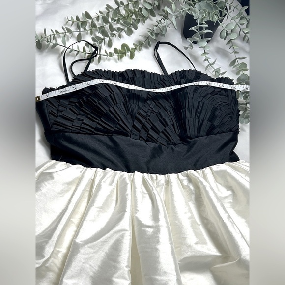Maggy London Formal Black White Dress Size 4 - Picture 7 of 11